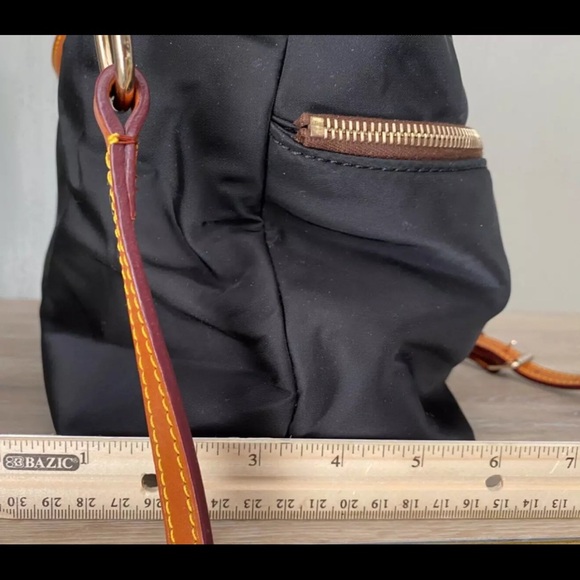 Dooney & Bourke Nylon Large Pocket Satchel Bag Black Shoulder Tan Leather Trim - Picture 7 of 12